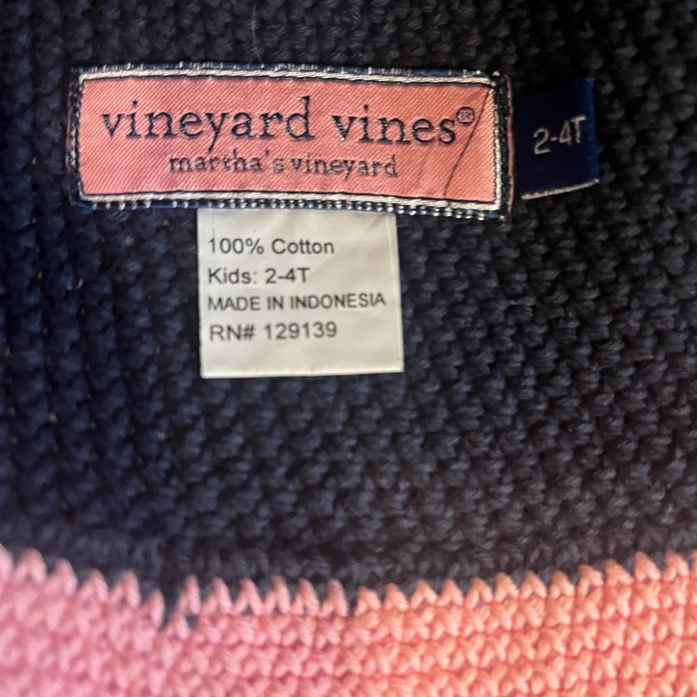 Vineyard Vines Pink and Navy Whale Hat and Mittens - Picture 2 of 7